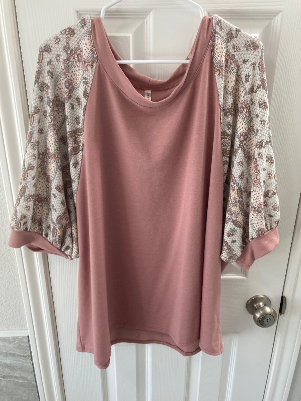 NWOT Emerald (Boutique) Size 3X Mauve/Floral Shirt